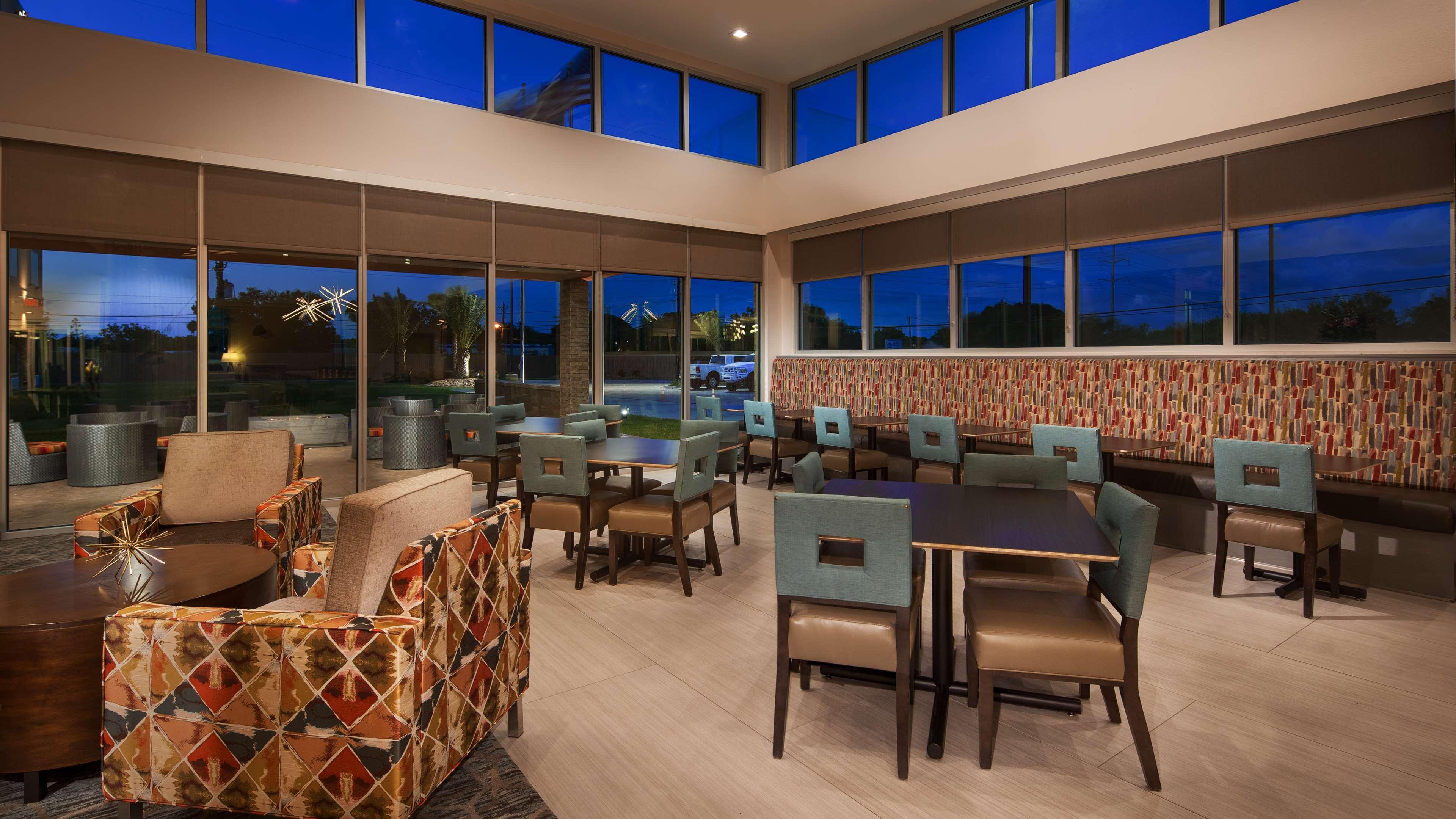 Best Western Plus Pleasanton Hotel Eksteriør bilde